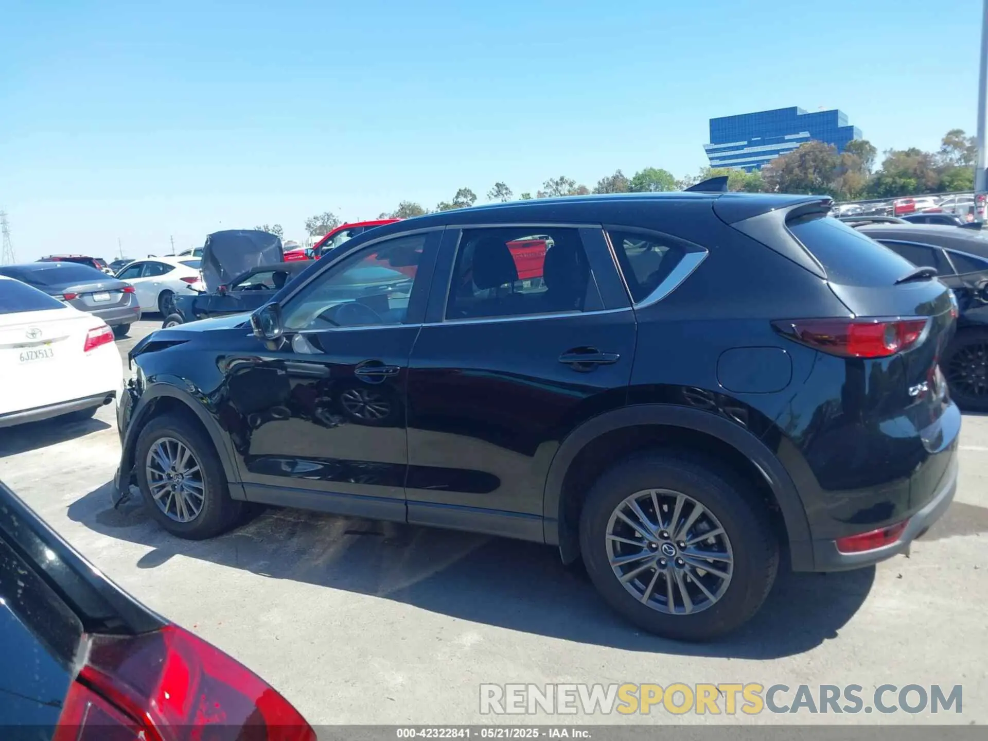14 Photograph of a damaged car JM3KFACM6M0350192 MAZDA CX-5 2021