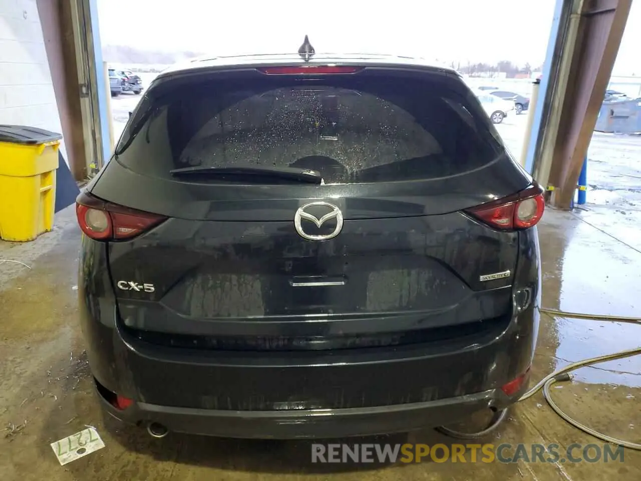 6 Photograph of a damaged car JM3KFACM8M0337847 MAZDA CX-5 2021