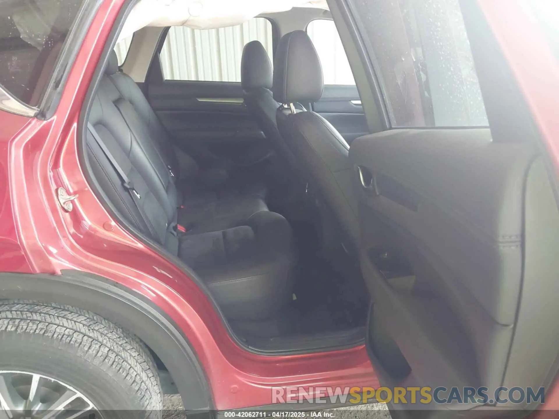 8 Photograph of a damaged car JM3KFACM9M0398978 MAZDA CX-5 2021