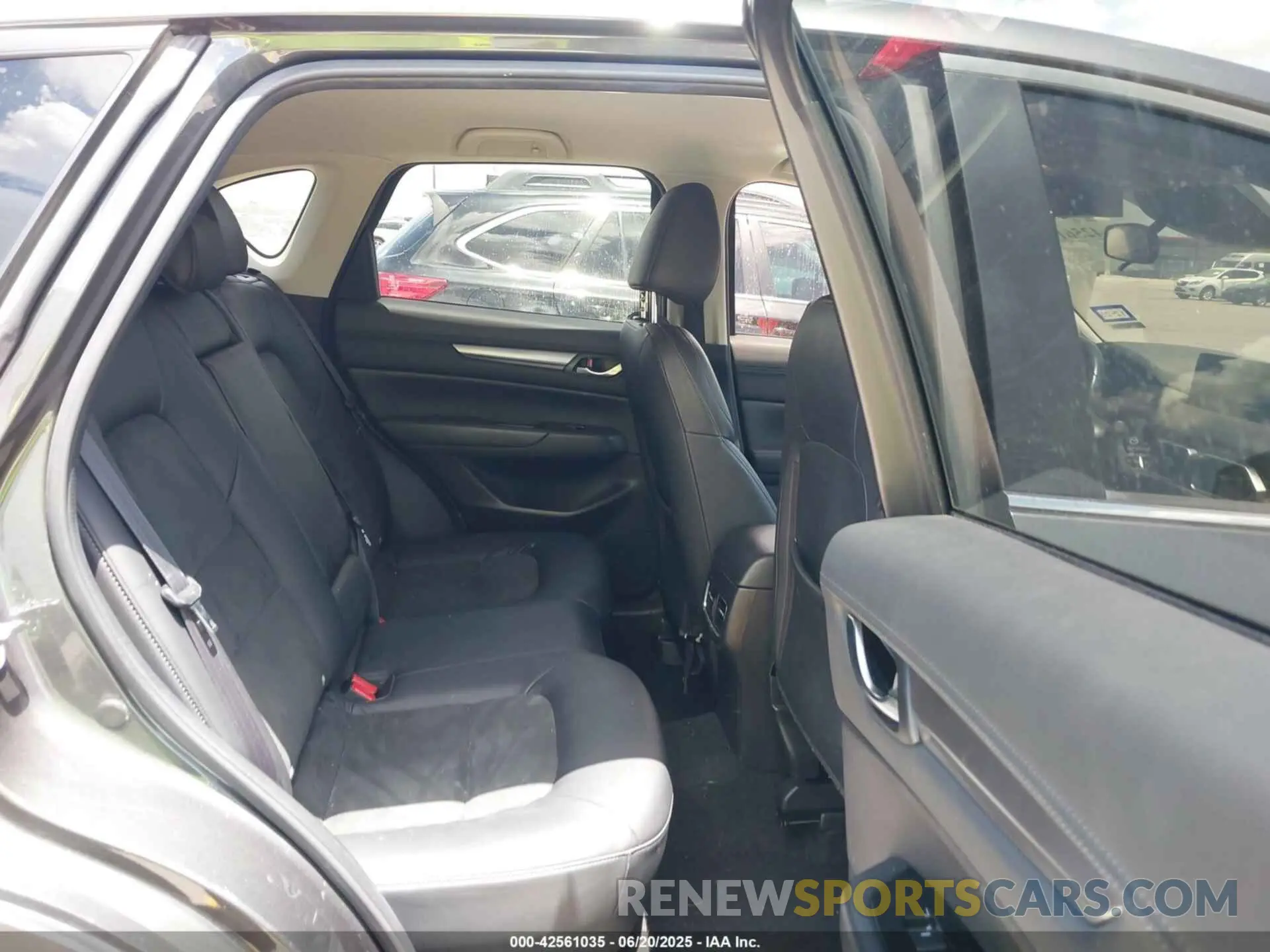 8 Photograph of a damaged car JM3KFACMXM0332701 MAZDA CX-5 2021