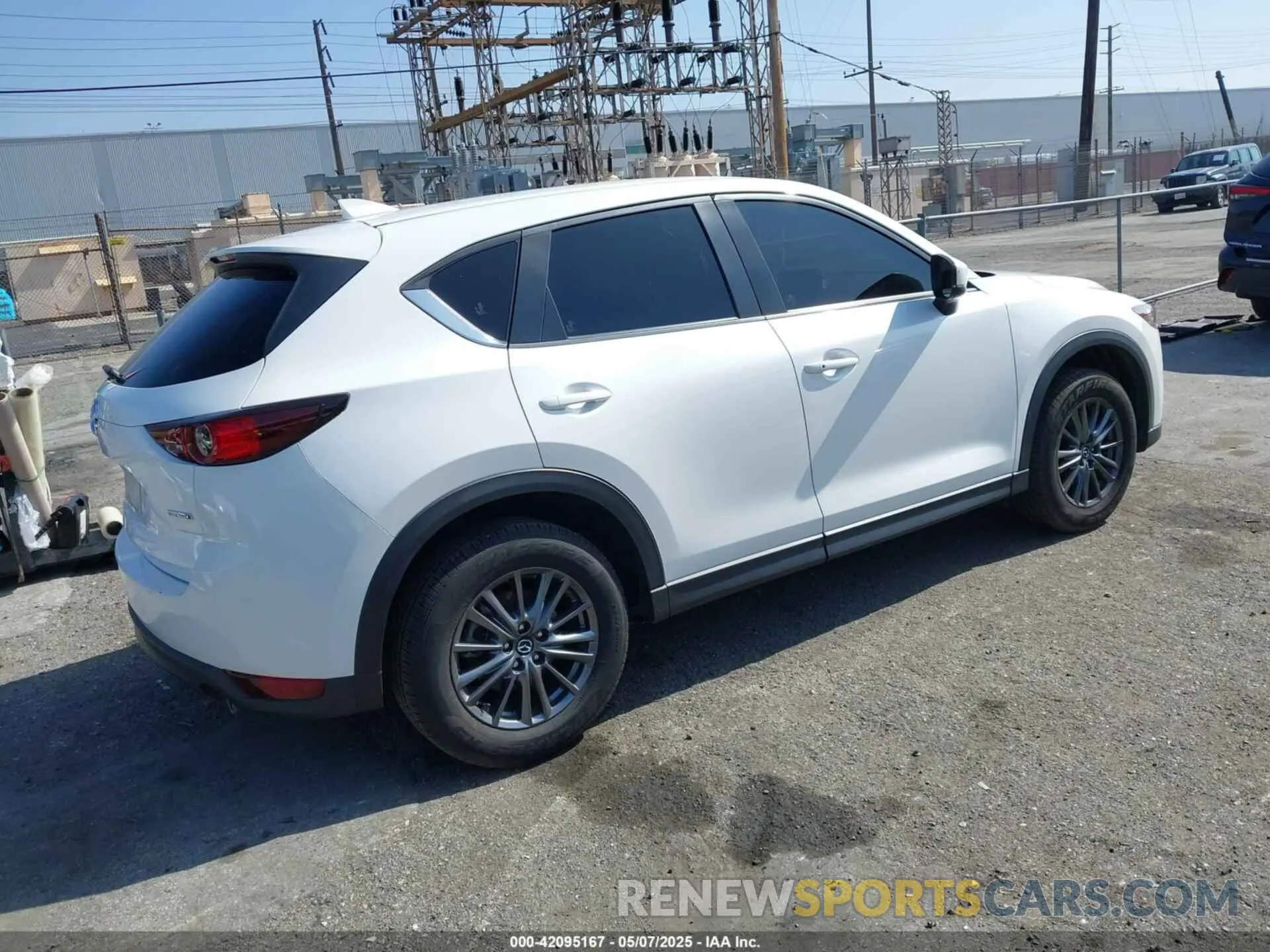 4 Фотография поврежденного автомобиля JM3KFACMXM0369795 MAZDA CX-5 2021