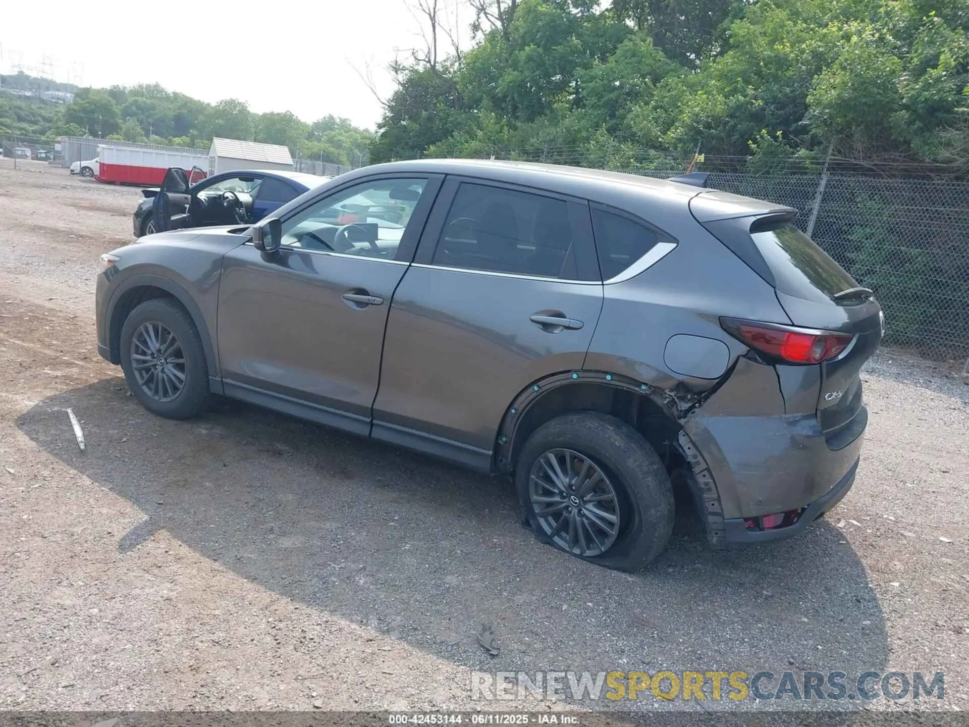 3 Photograph of a damaged car JM3KFACMXM1333664 MAZDA CX-5 2021