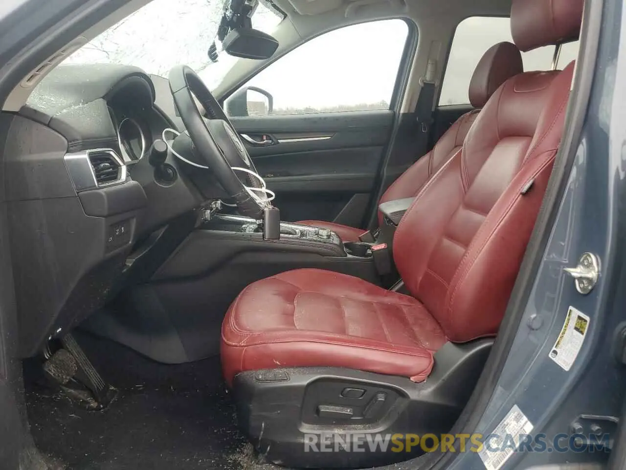 7 Photograph of a damaged car JM3KFACY0M0366892 MAZDA CX-5 2021