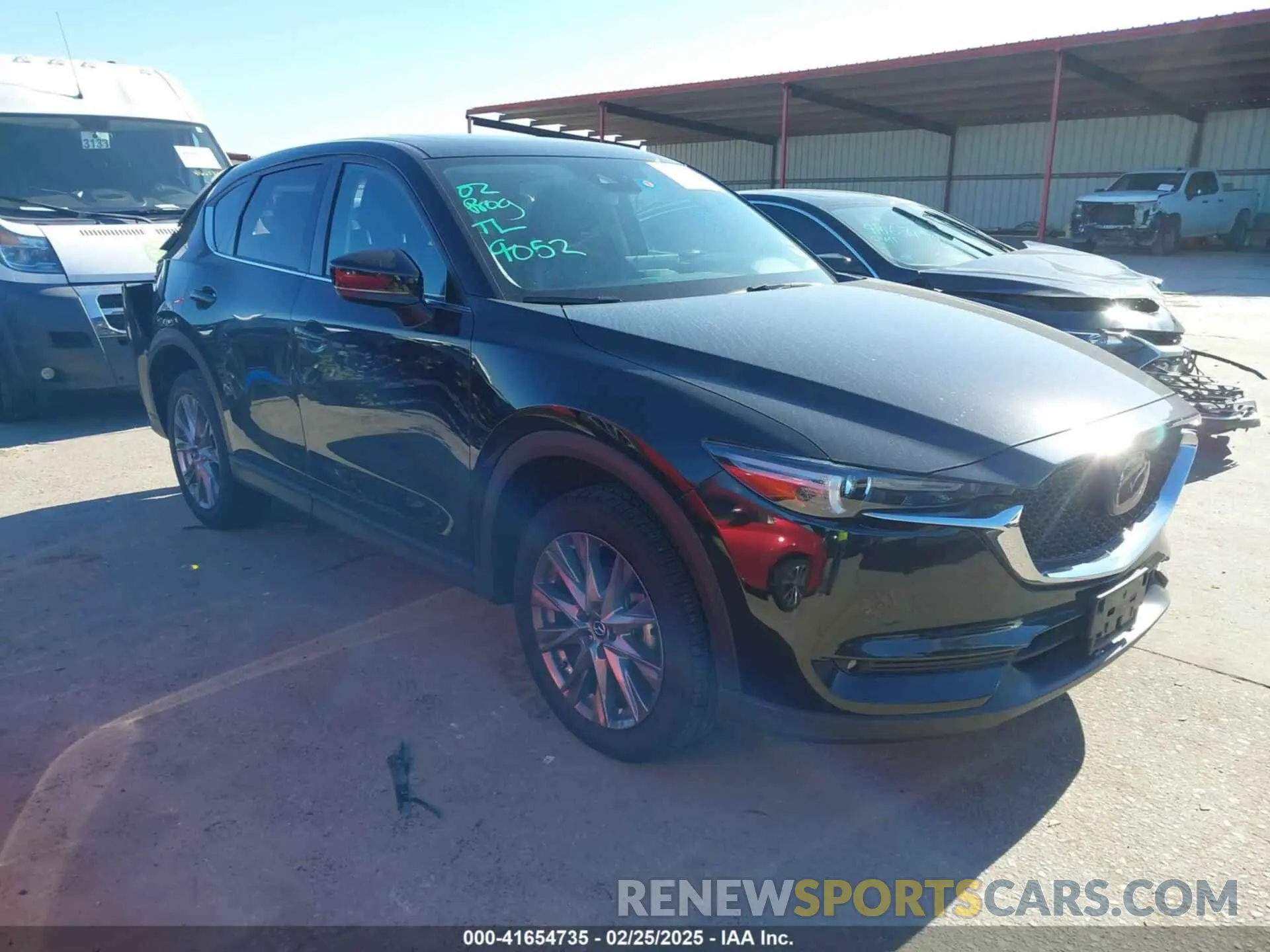 1 Фотография поврежденного автомобиля JM3KFADM1M0406098 MAZDA CX-5 2021