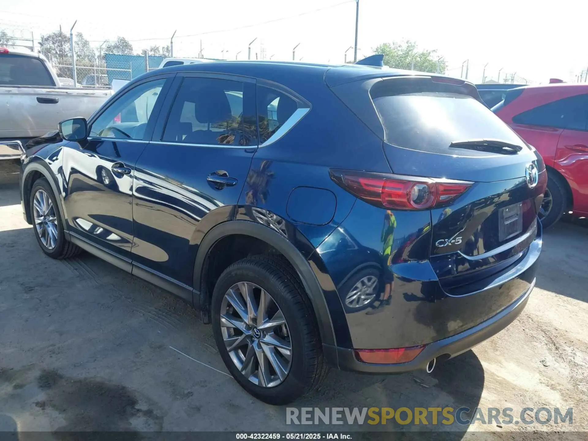 3 Photograph of a damaged car JM3KFADM3M0306858 MAZDA CX-5 2021