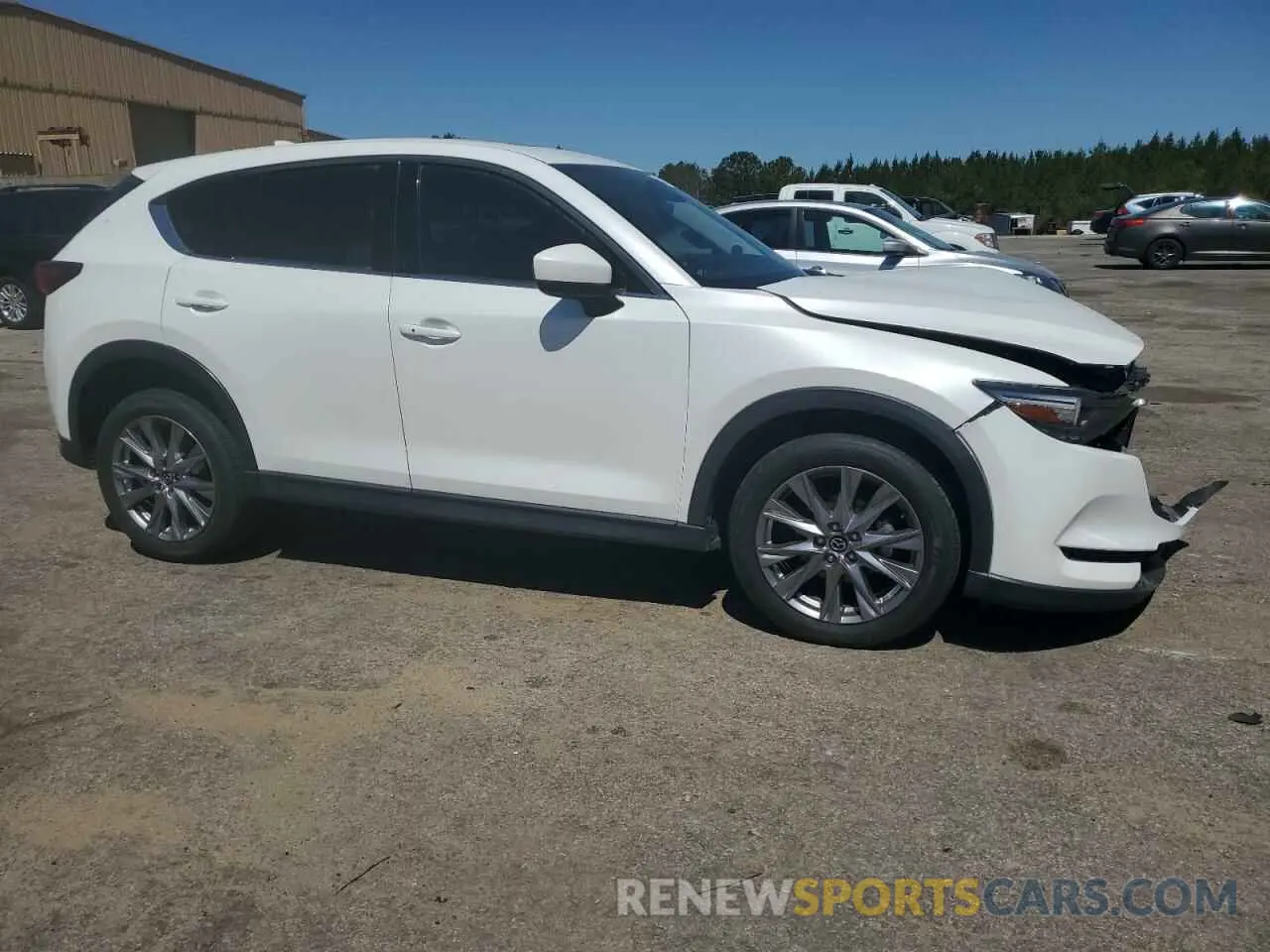 4 Photograph of a damaged car JM3KFADM3M0353825 MAZDA CX-5 2021