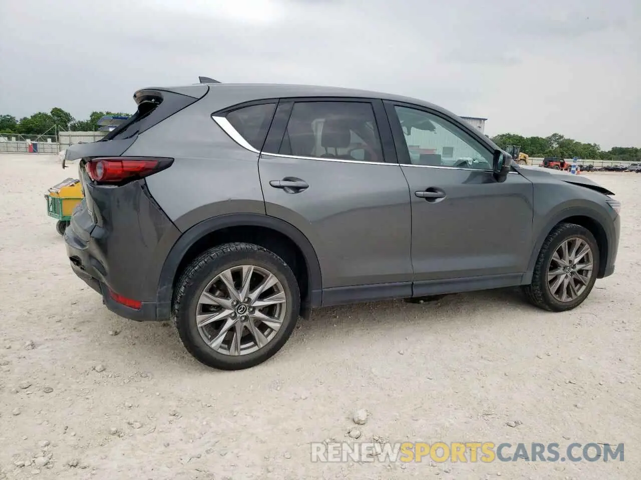 3 Фотография поврежденного автомобиля JM3KFADM5M0369024 MAZDA CX-5 2021