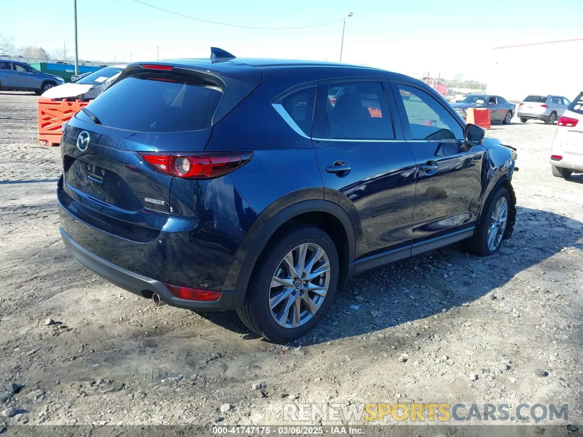 4 Photograph of a damaged car JM3KFADM5M0428279 MAZDA CX-5 2021