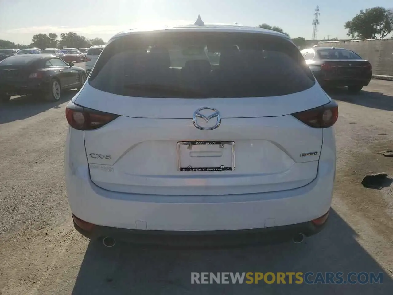 6 Photograph of a damaged car JM3KFADM9M0402185 MAZDA CX-5 2021
