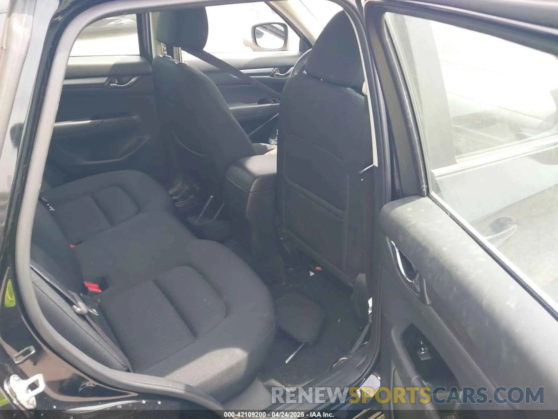 8 Фотография поврежденного автомобиля JM3KFBBMXM1332974 MAZDA CX-5 2021