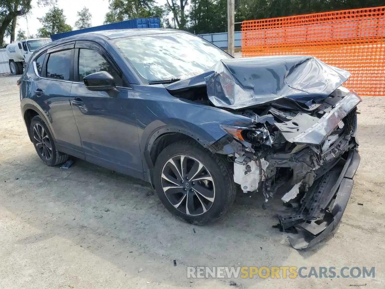 4 Photograph of a damaged car JM3KFBCM0M0489630 MAZDA CX-5 2021