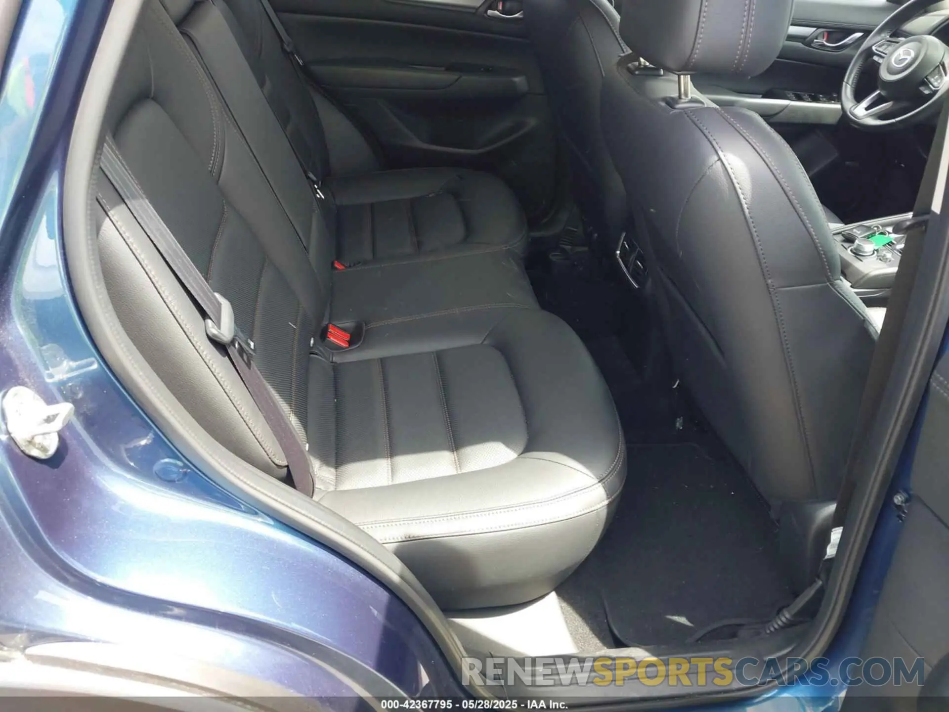 8 Photograph of a damaged car JM3KFBCM0M1329886 MAZDA CX-5 2021