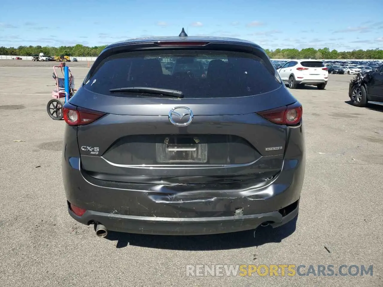 6 Photograph of a damaged car JM3KFBCM3M1338050 MAZDA CX-5 2021