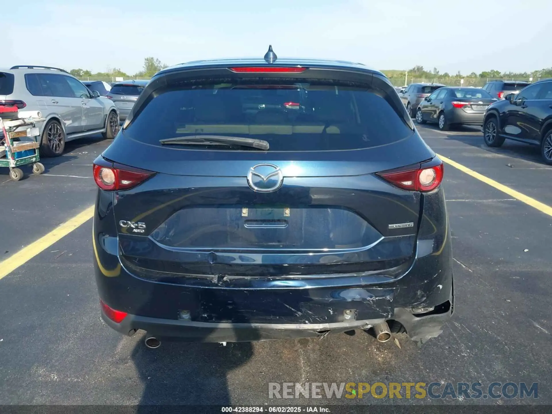 16 Photograph of a damaged car JM3KFBCM4M1386043 MAZDA CX-5 2021