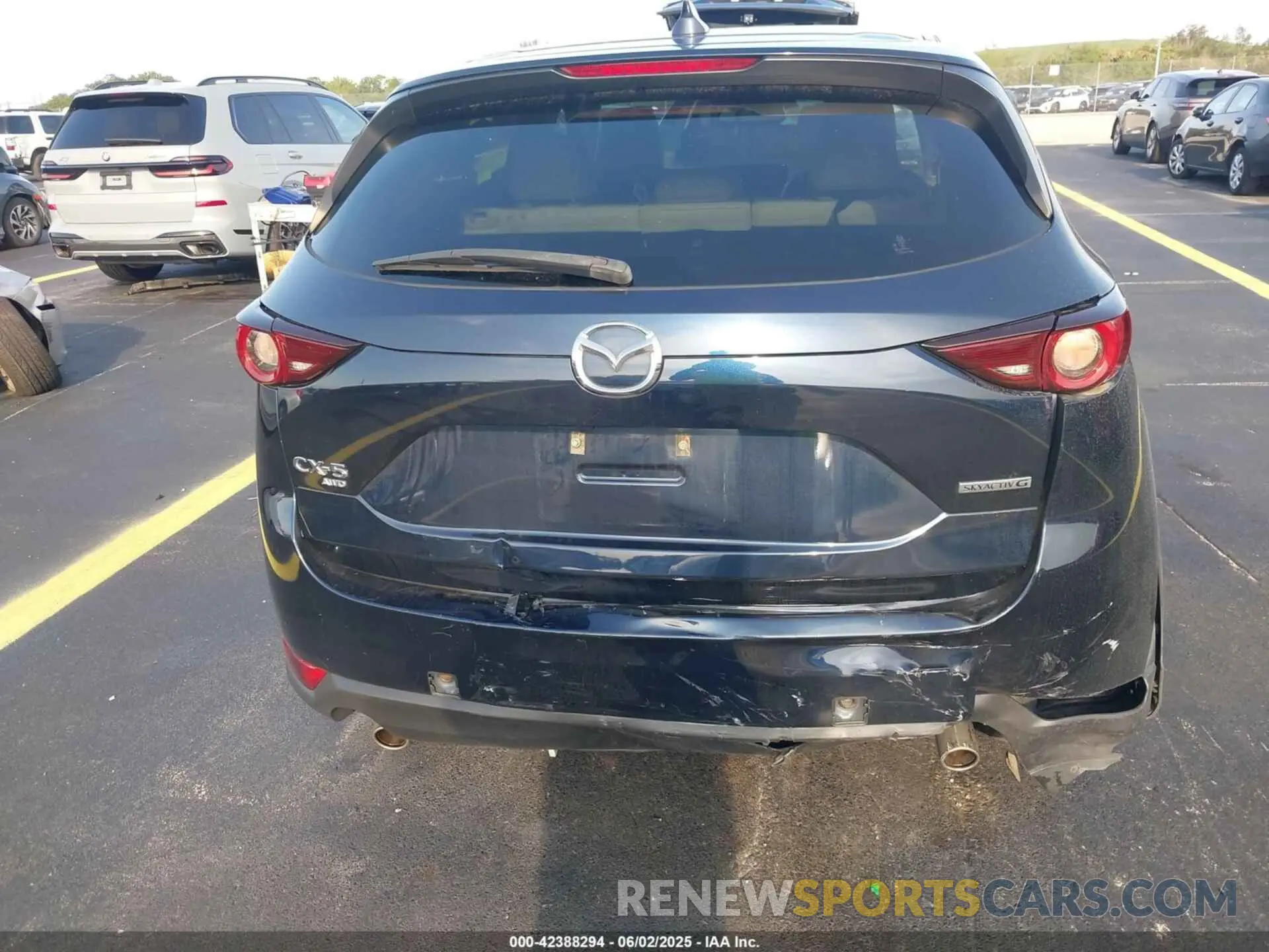 6 Photograph of a damaged car JM3KFBCM4M1386043 MAZDA CX-5 2021