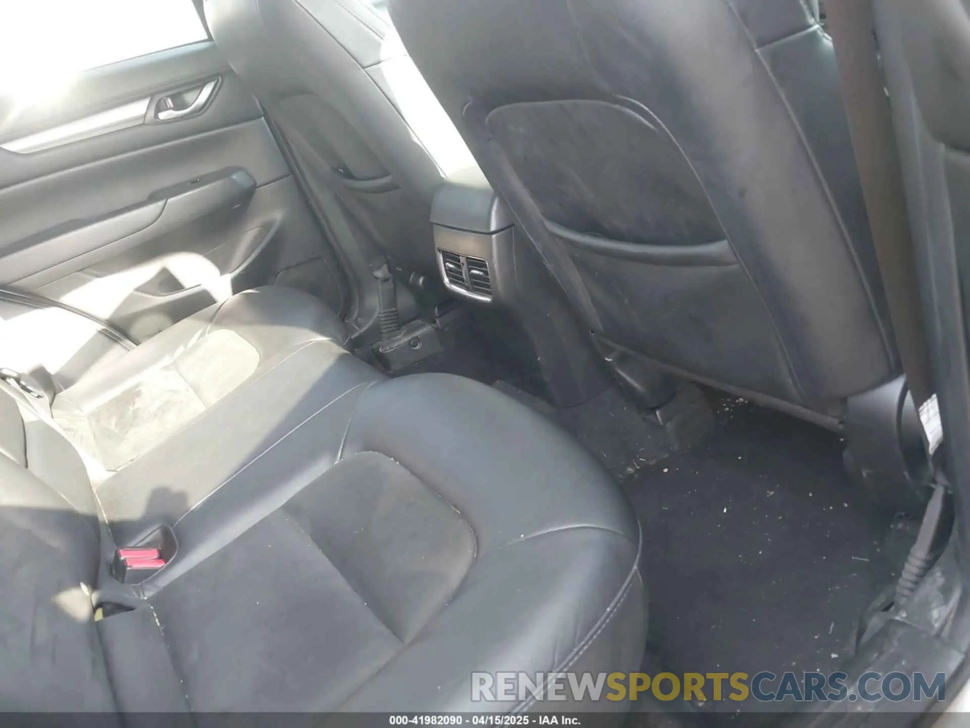 8 Photograph of a damaged car JM3KFBCM8M0481663 MAZDA CX-5 2021