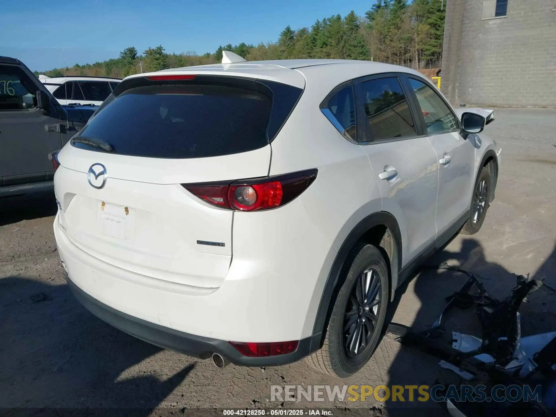 4 Photograph of a damaged car JM3KFBCM8M1312298 MAZDA CX-5 2021