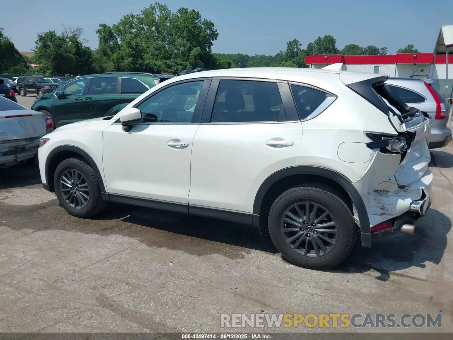 14 Photograph of a damaged car JM3KFBCMXM0404003 MAZDA CX-5 2021