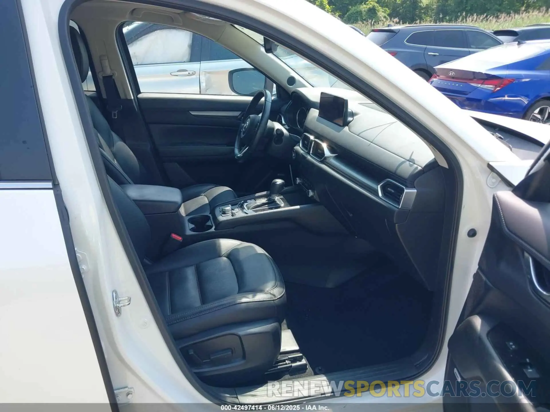 5 Photograph of a damaged car JM3KFBCMXM0404003 MAZDA CX-5 2021
