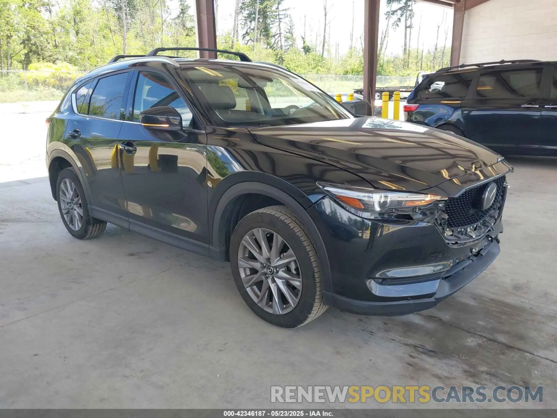1 Photograph of a damaged car JM3KFBDM3M0325108 MAZDA CX-5 2021