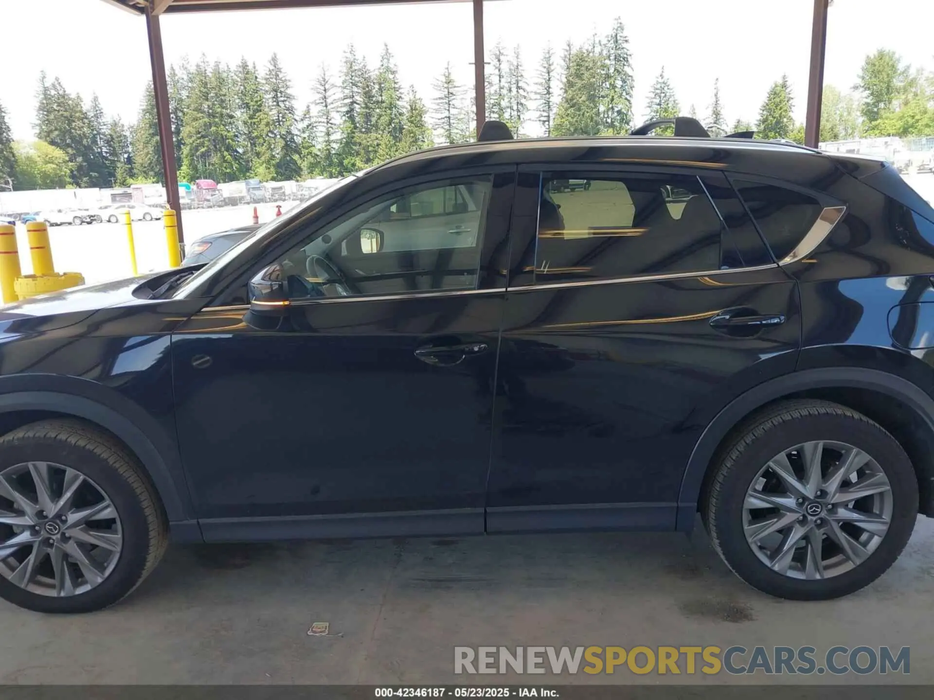 14 Photograph of a damaged car JM3KFBDM3M0325108 MAZDA CX-5 2021