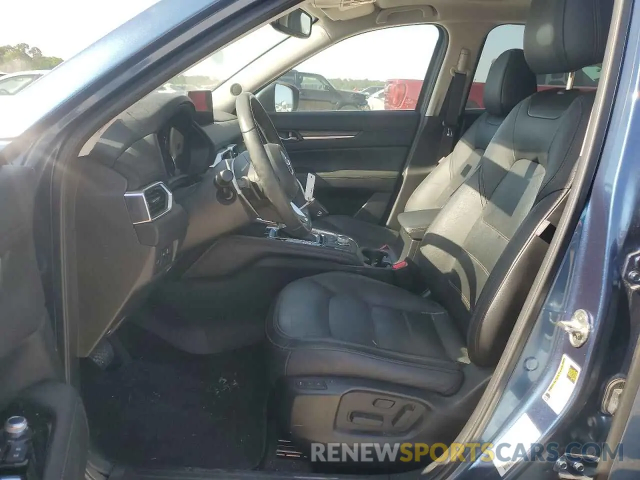 7 Photograph of a damaged car JM3KFBDM3M0380058 MAZDA CX-5 2021