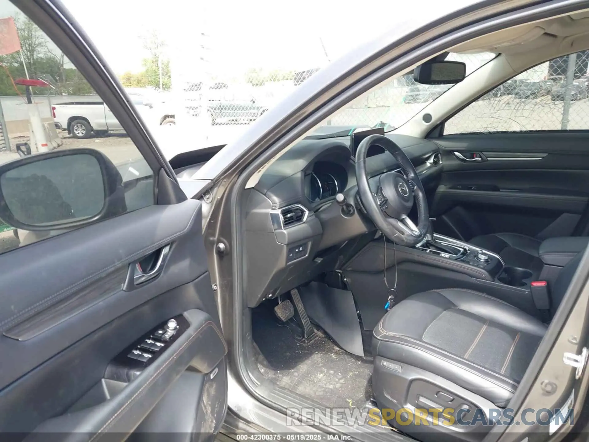 5 Photograph of a damaged car JM3KFBDM3M1393452 MAZDA CX-5 2021