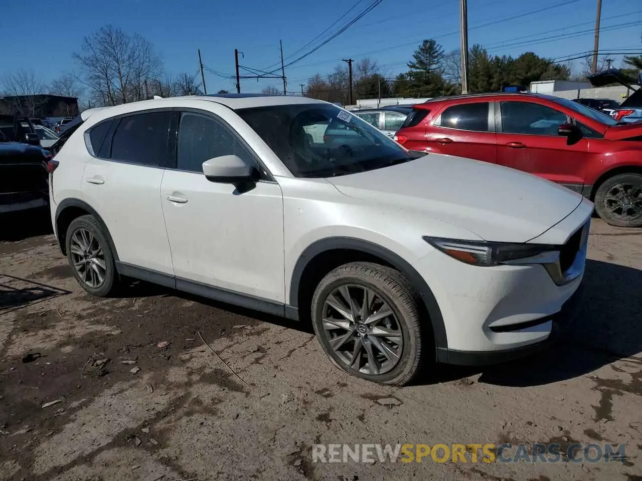 4 Photograph of a damaged car JM3KFBDM4M1427558 MAZDA CX-5 2021
