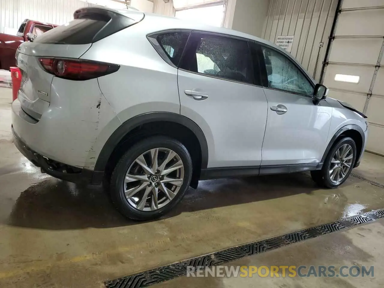 3 Photograph of a damaged car JM3KFBDM5M1319885 MAZDA CX-5 2021