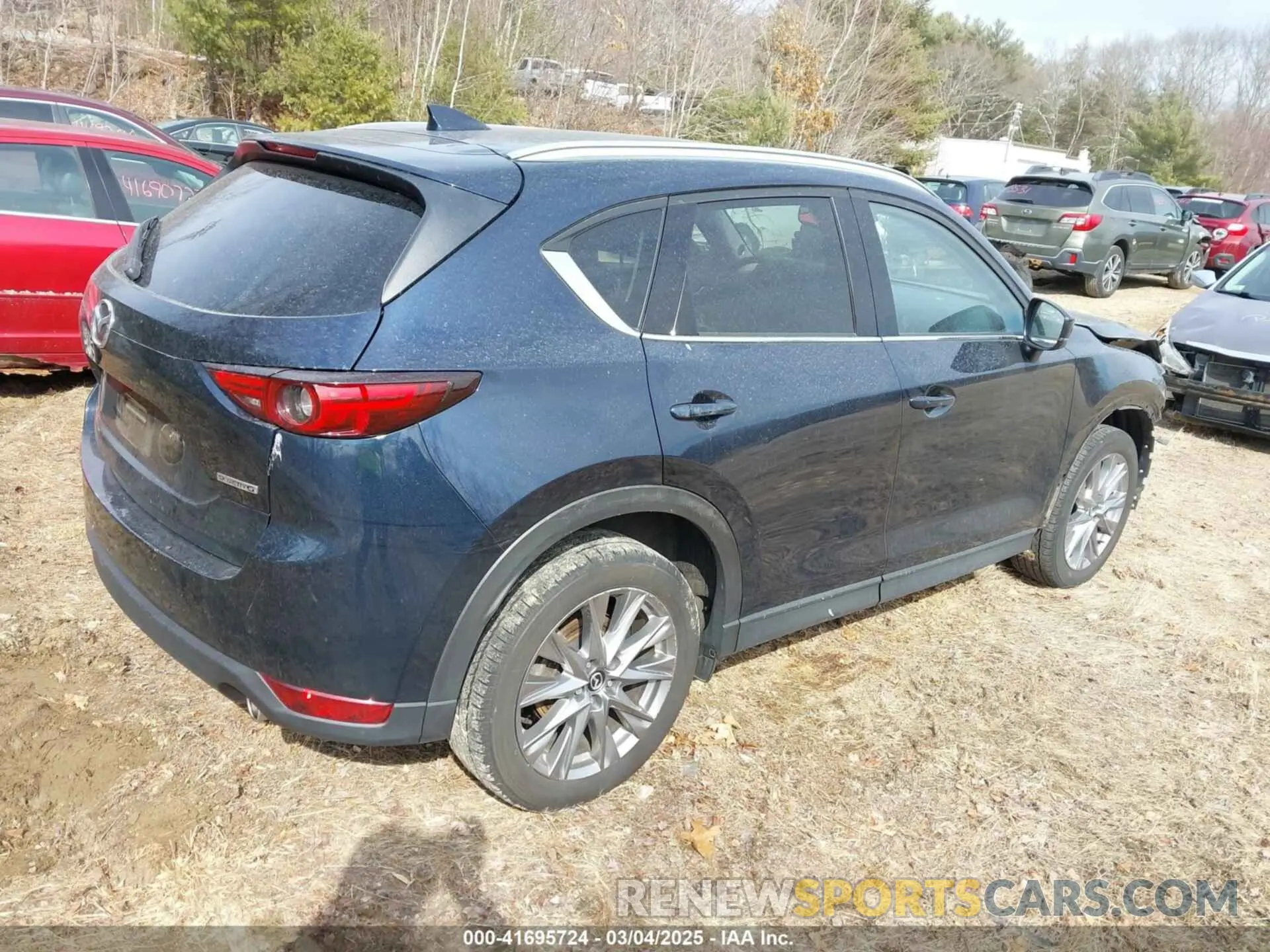 4 Photograph of a damaged car JM3KFBDM5M1438407 MAZDA CX-5 2021
