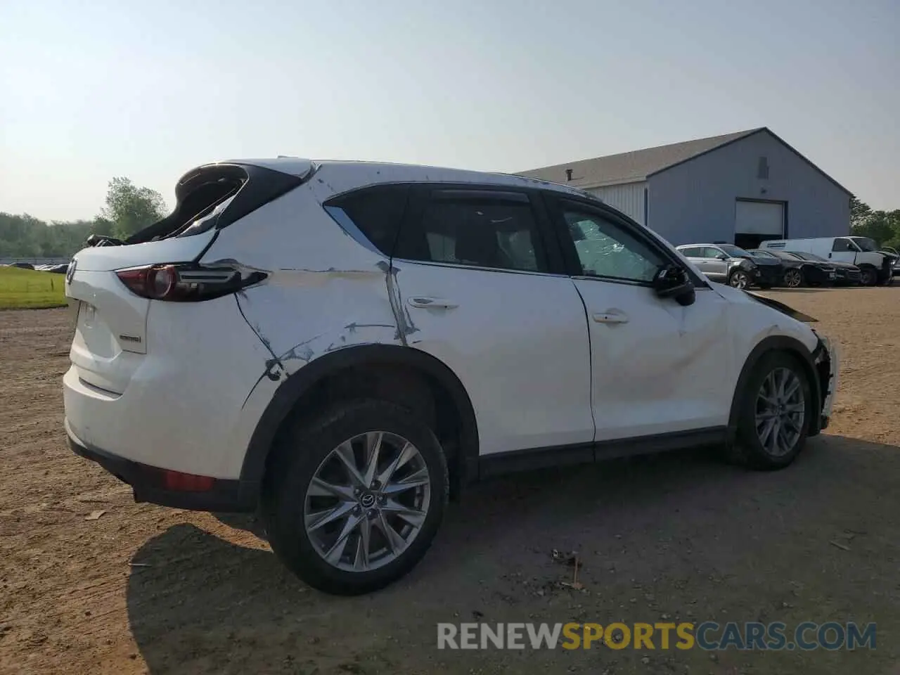 3 Фотография поврежденного автомобиля JM3KFBDM6M1368738 MAZDA CX-5 2021