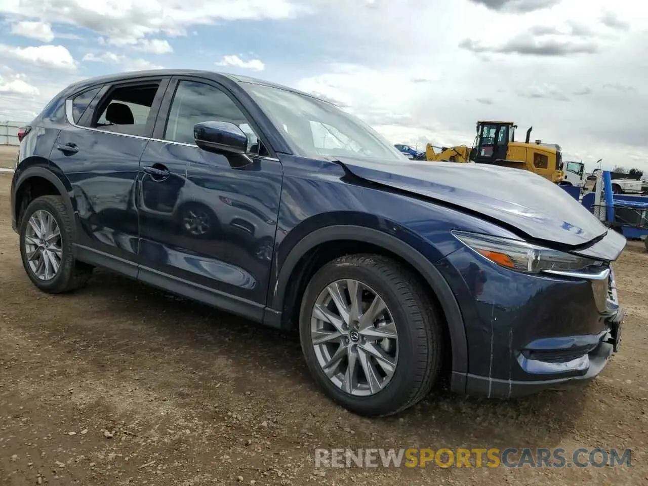 4 Photograph of a damaged car JM3KFBDM6M1428596 MAZDA CX-5 2021