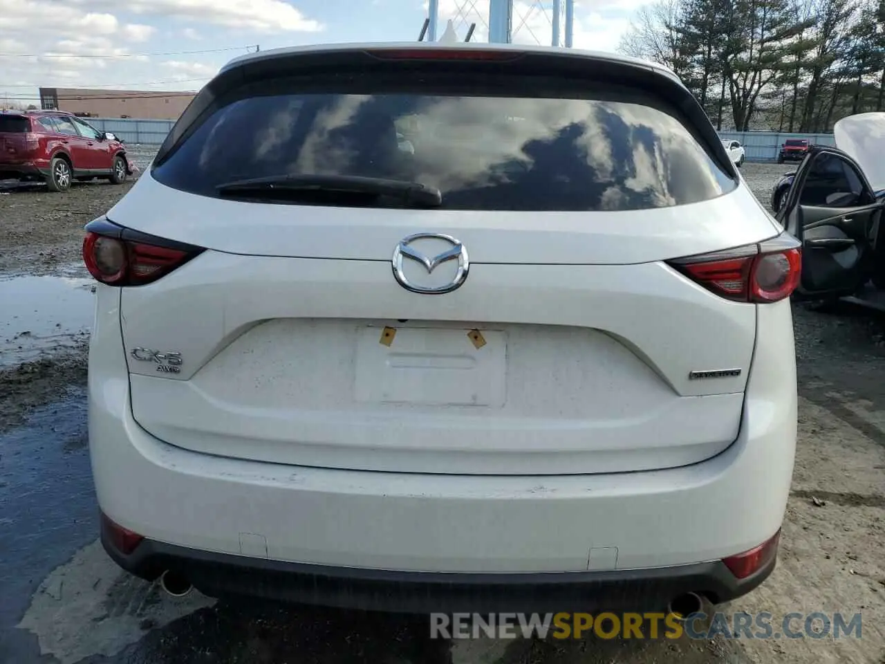 6 Photograph of a damaged car JM3KFBDM7M1391011 MAZDA CX-5 2021