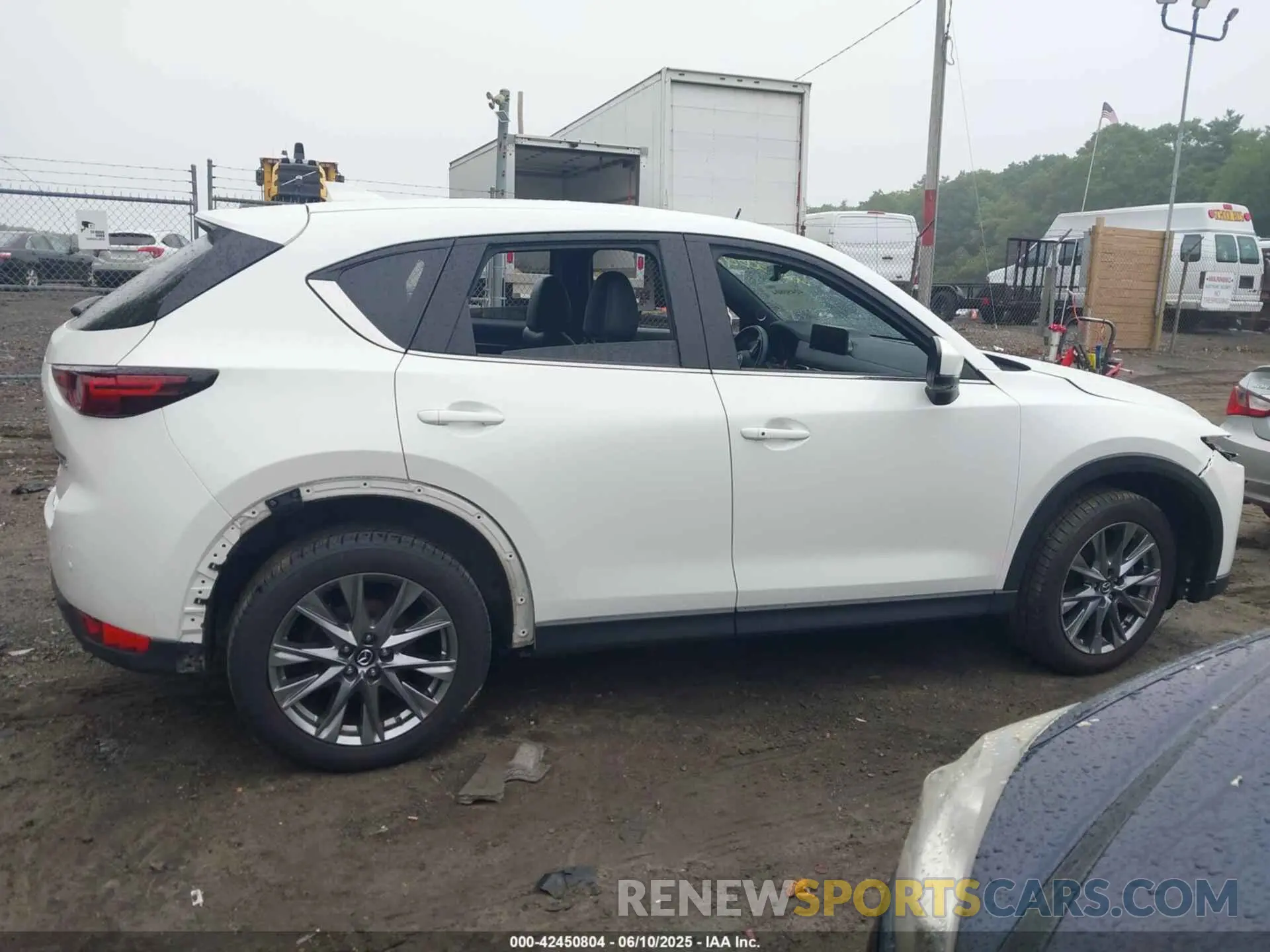 13 Photograph of a damaged car JM3KFBEY1M0322791 MAZDA CX-5 2021