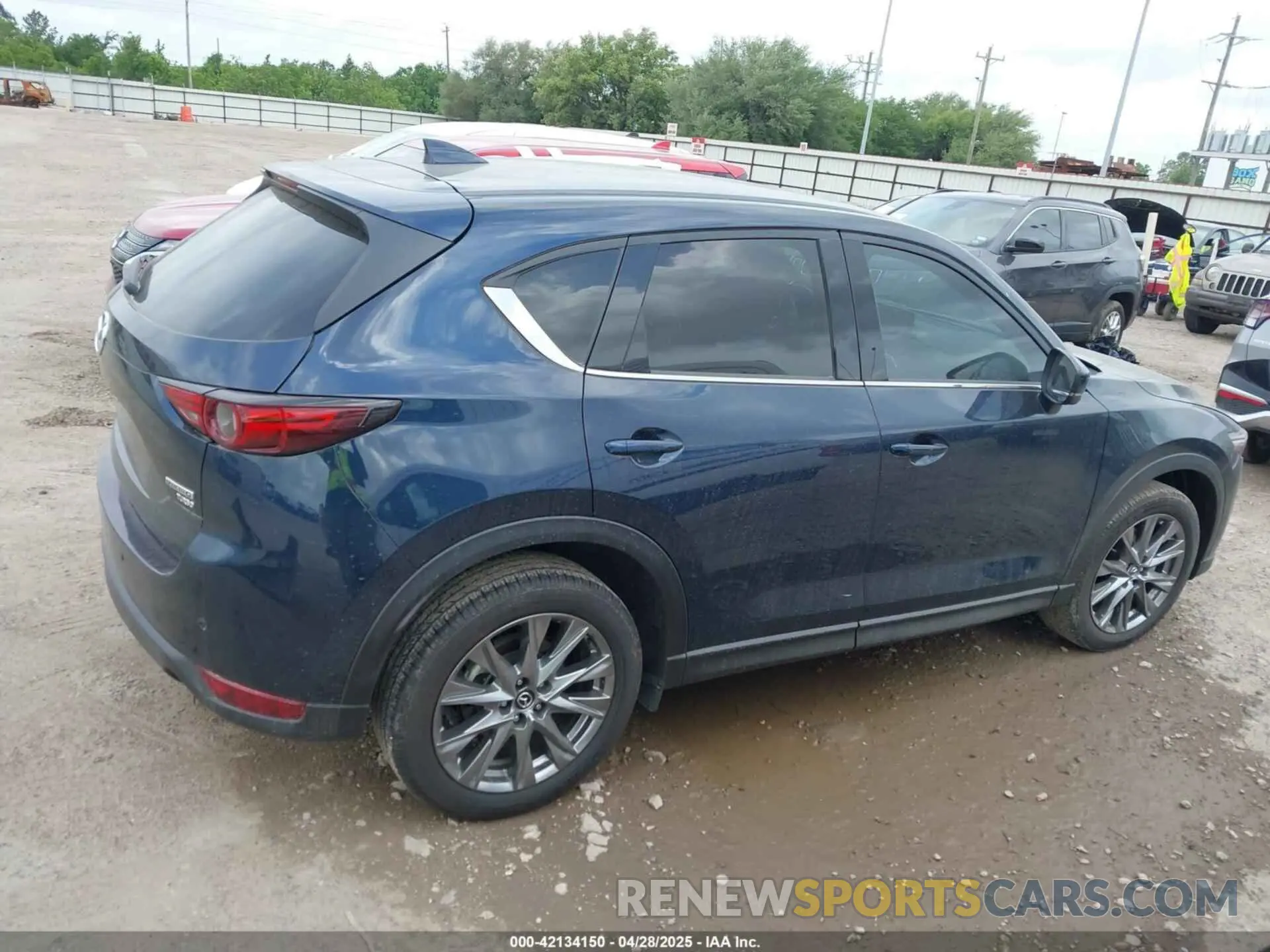 13 Photograph of a damaged car JM3KFBEY1M0343561 MAZDA CX-5 2021