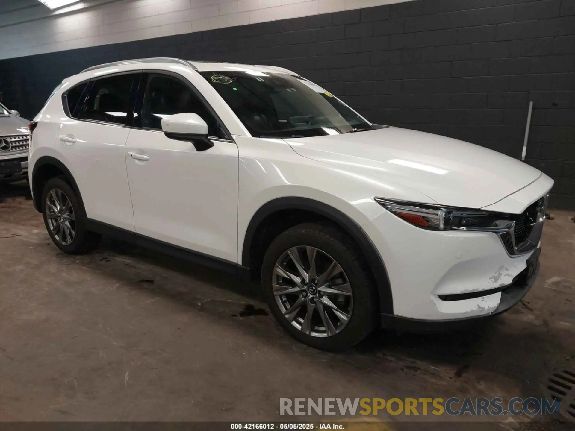 1 Фотография поврежденного автомобиля JM3KFBEY5M0319425 MAZDA CX-5 2021