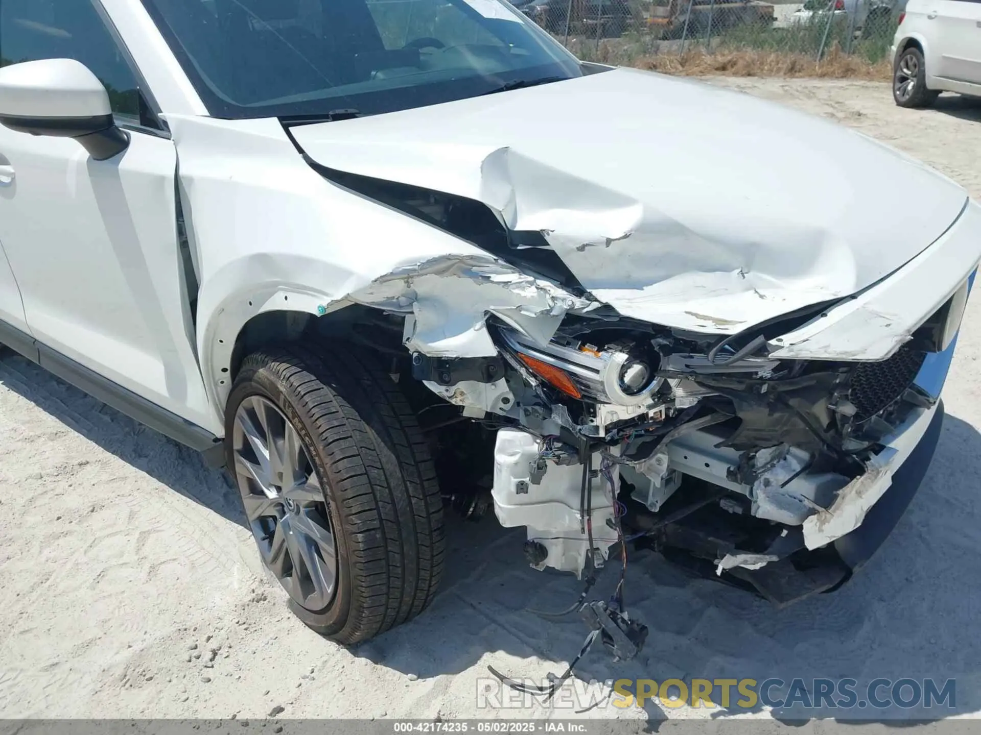 6 Photograph of a damaged car JM3KFBEY7M0373180 MAZDA CX-5 2021
