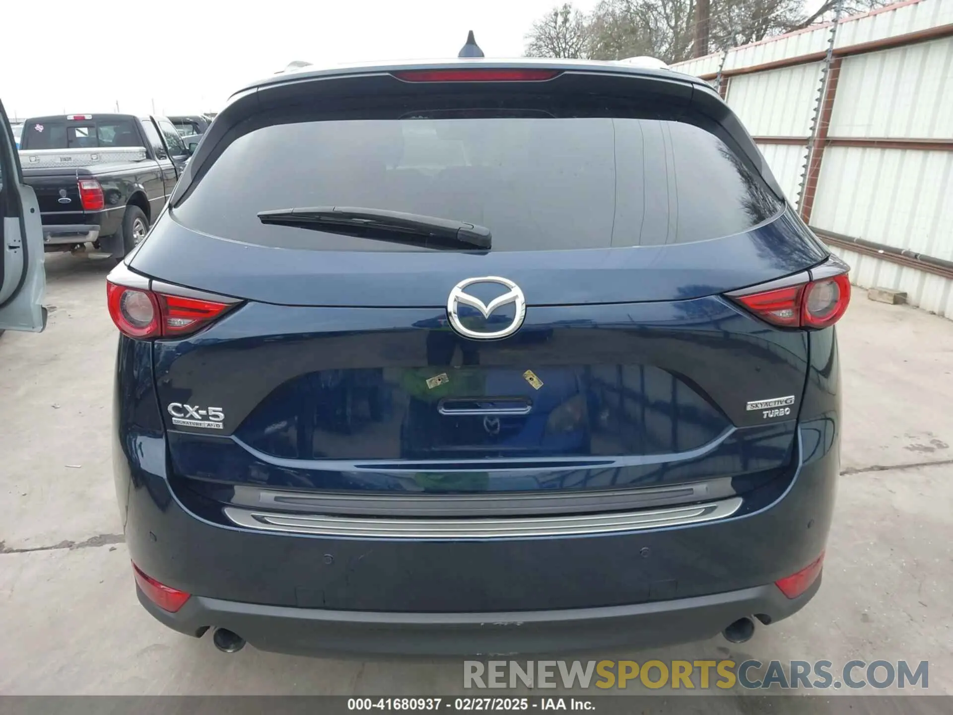 18 Photograph of a damaged car JM3KFBEYXM0439513 MAZDA CX-5 2021