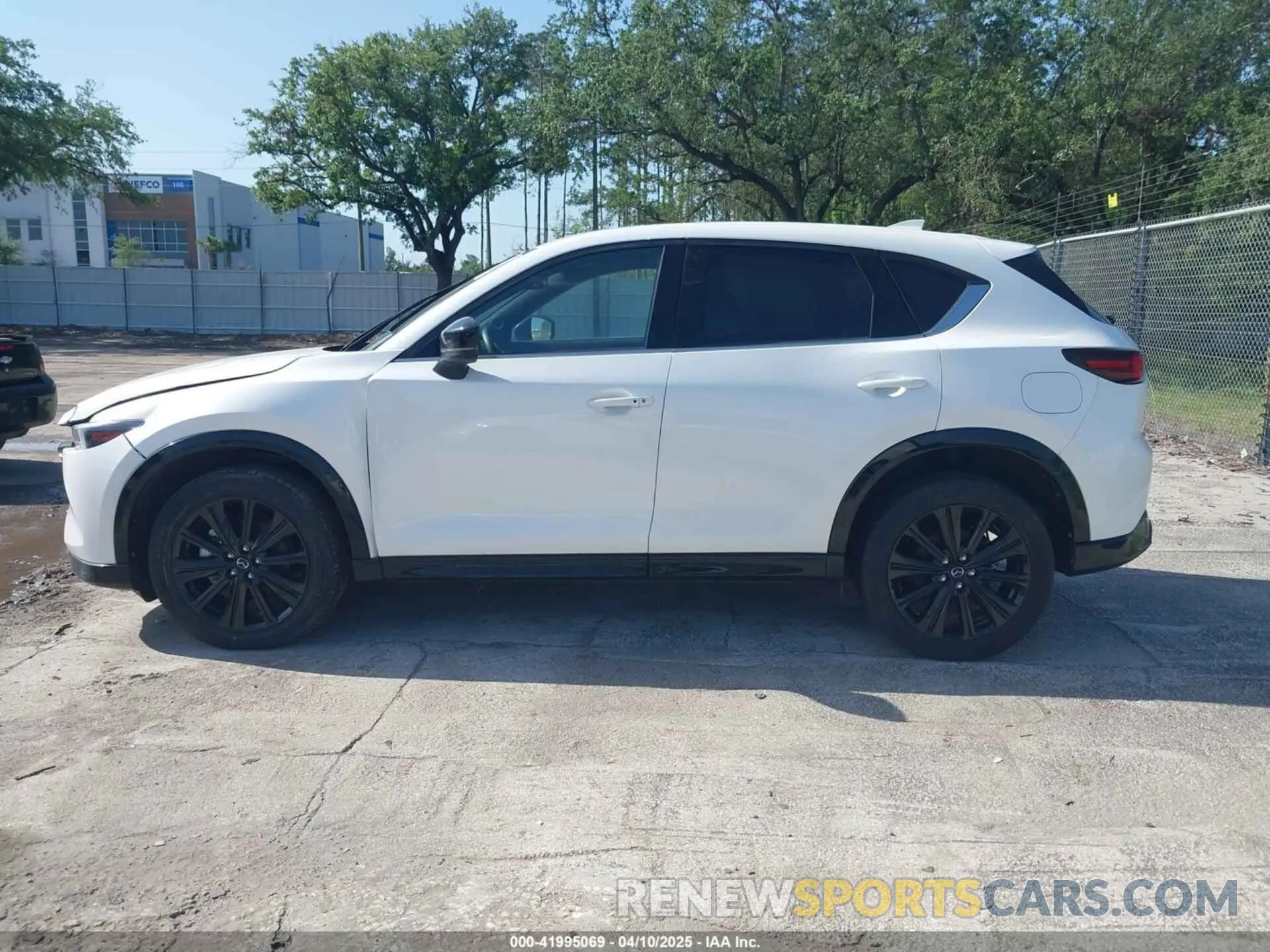 13 Photograph of a damaged car JM3KFBAY9N0555566 MAZDA CX-5 2022