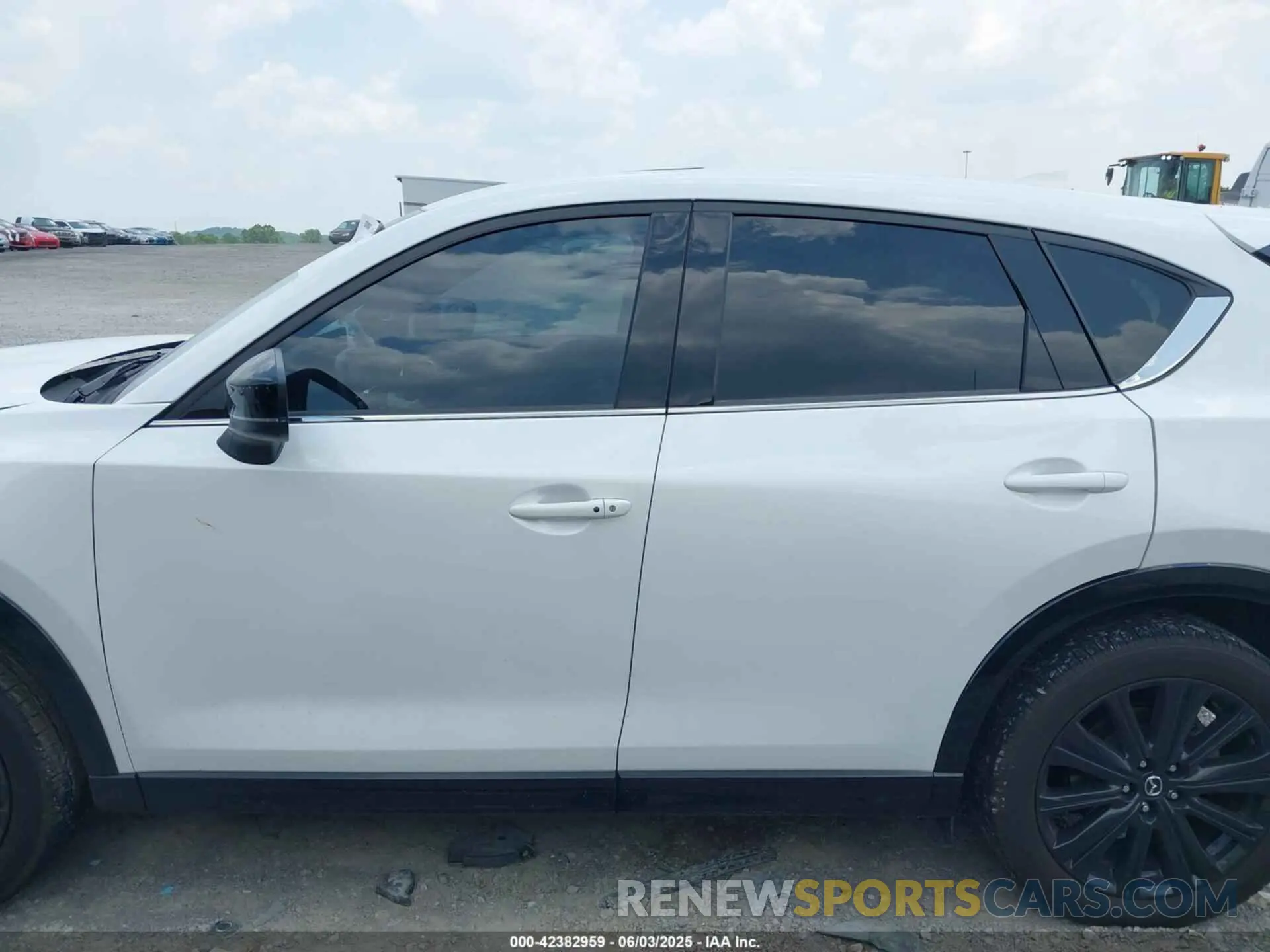 14 Photograph of a damaged car JM3KFBAYXN0575339 MAZDA CX-5 2022