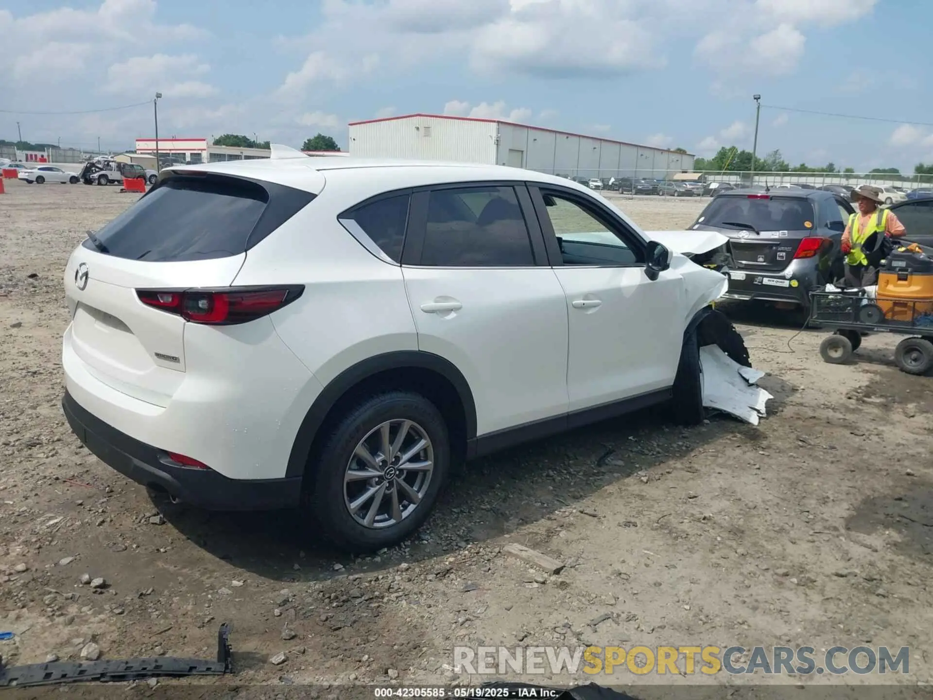 4 Photograph of a damaged car JM3KFBBM6N0528319 MAZDA CX-5 2022