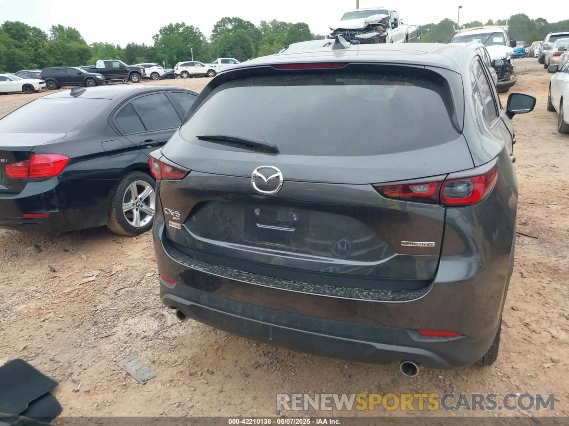 16 Photograph of a damaged car JM3KFBBMXN0634546 MAZDA CX-5 2022