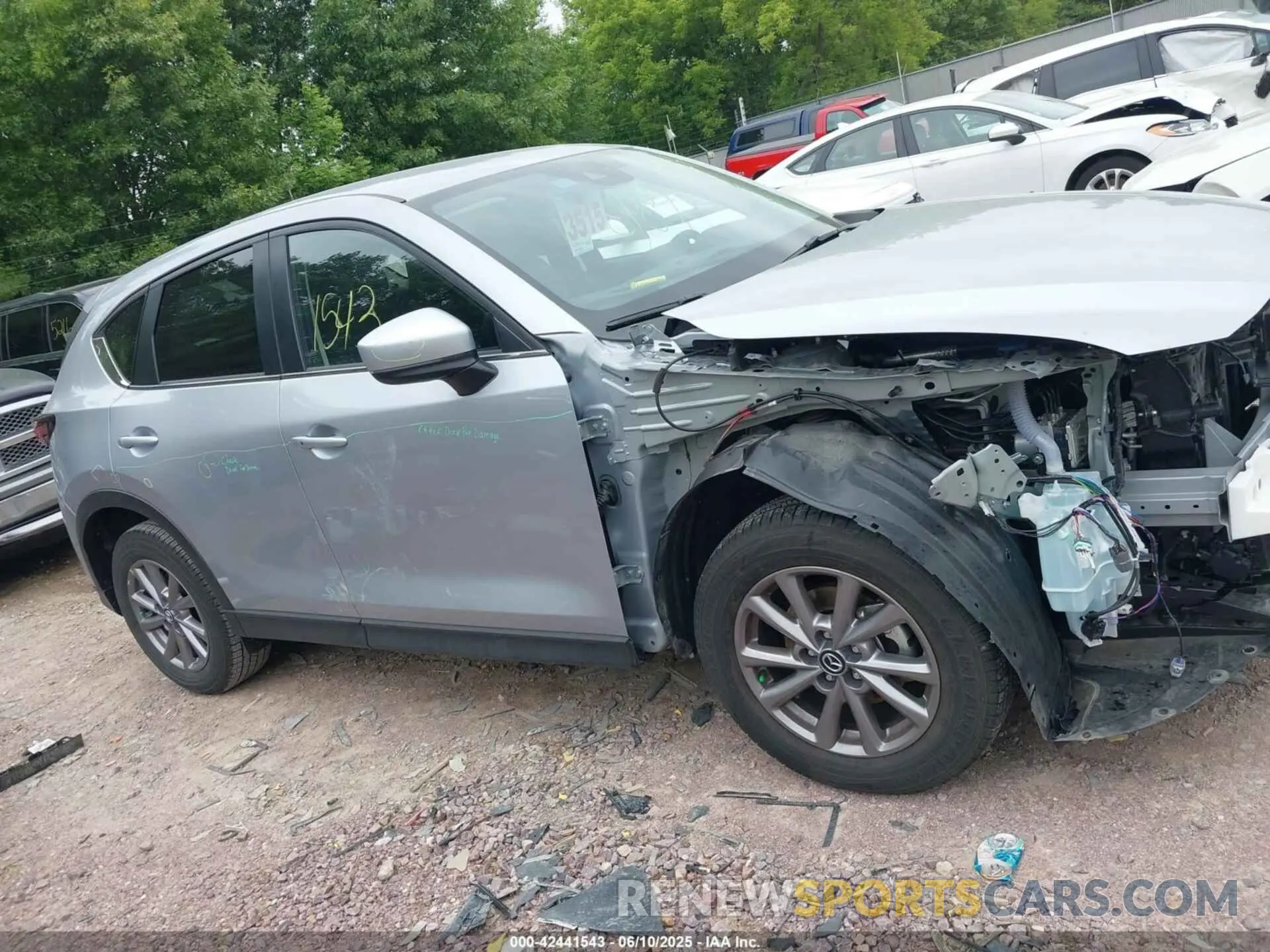 13 Photograph of a damaged car JM3KFBBMXN1528592 MAZDA CX-5 2022