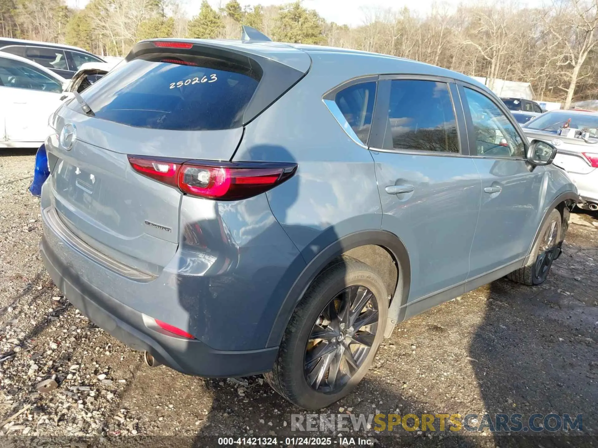 4 Photograph of a damaged car JM3KFBCM1N0562277 MAZDA CX-5 2022