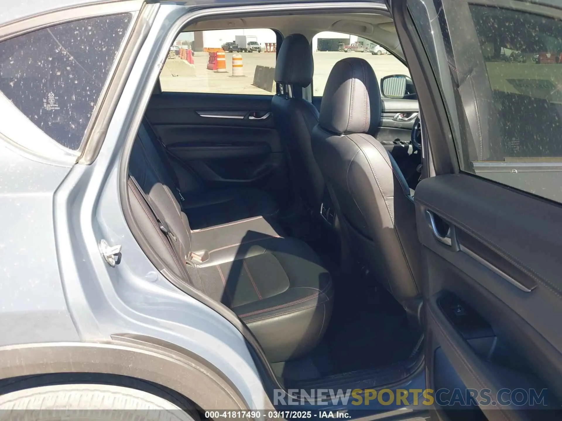 8 Photograph of a damaged car JM3KFBCM2N1568132 MAZDA CX-5 2022
