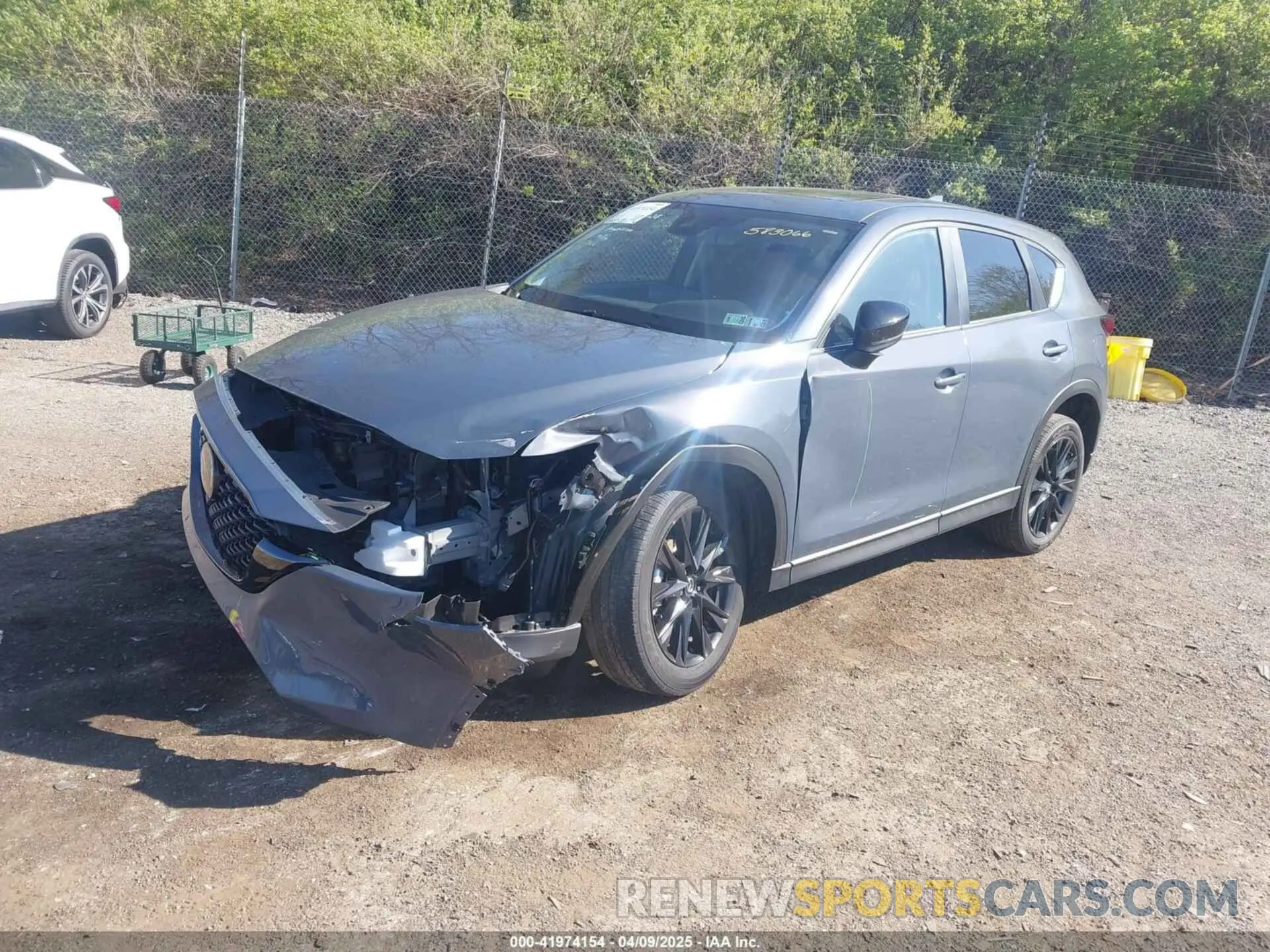 2 Photograph of a damaged car JM3KFBCM2N1583066 MAZDA CX-5 2022