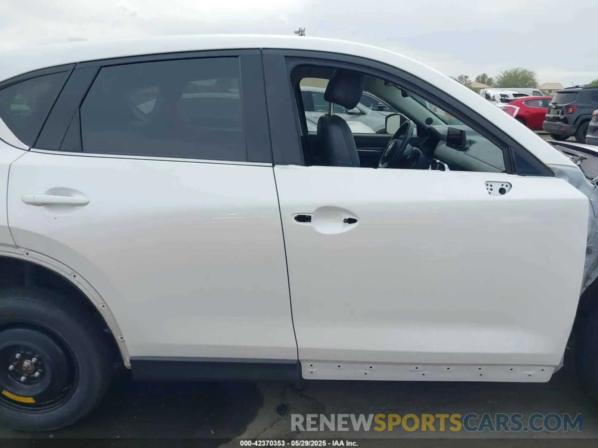 14 Photograph of a damaged car JM3KFBDM0N0547400 MAZDA CX-5 2022