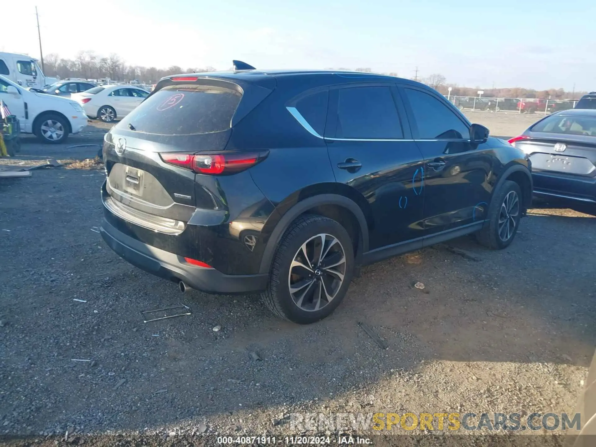 4 Photograph of a damaged car JM3KFBDM1N1537243 MAZDA CX-5 2022