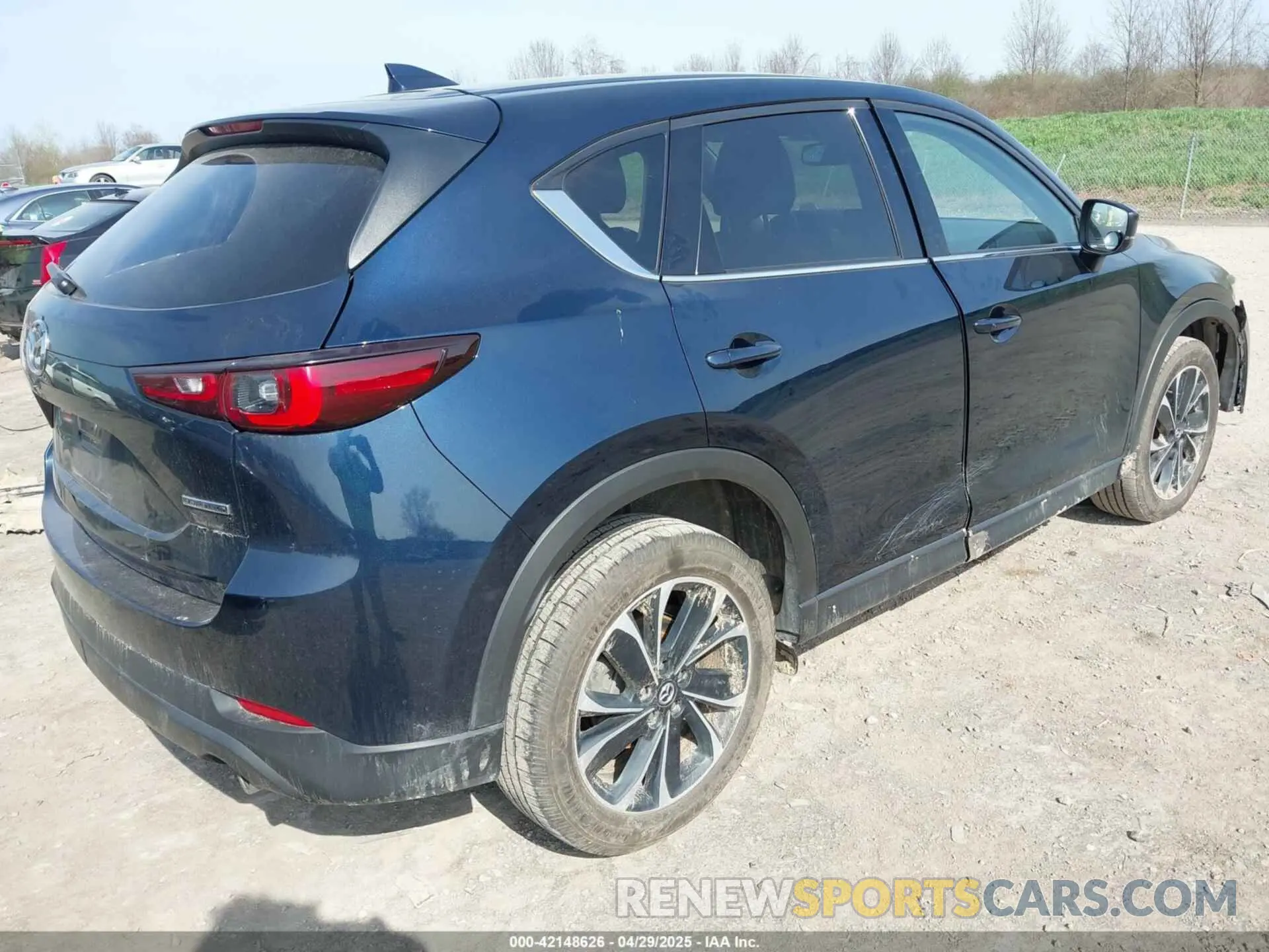 4 Photograph of a damaged car JM3KFBDM7N0614073 MAZDA CX-5 2022