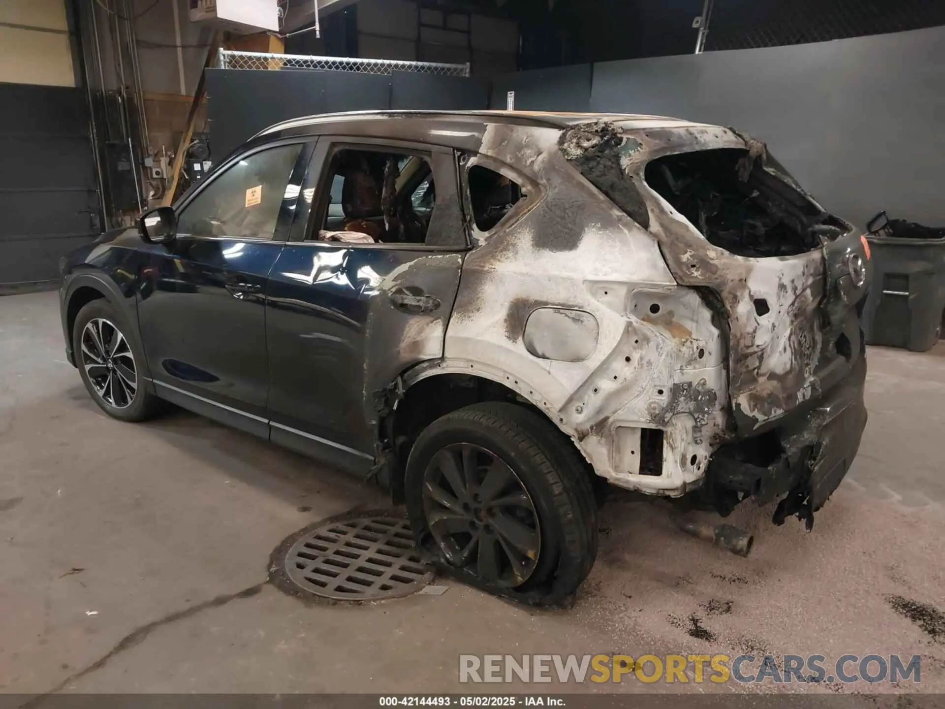 3 Photograph of a damaged car JM3KFBDMXN1524975 MAZDA CX-5 2022